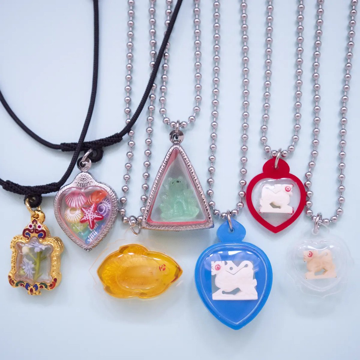 asa_mart's tweet photo. 🆕🎀
🪞プラクルアンケースのペンダント🪞 https://t.co/zBEEfPAI7D