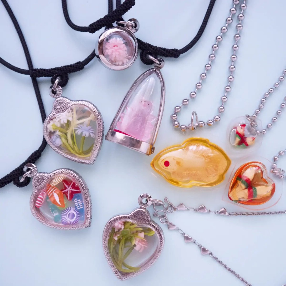 asa_mart's tweet photo. 🆕🎀
🪞プラクルアンケースのペンダント🪞 https://t.co/zBEEfPAI7D