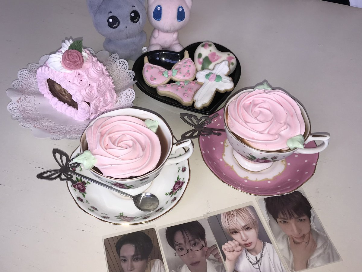 jiaxxho's tweet photo. ⑅ °. ☕️ ₊ ♪ 🦢 https://t.co/TiZQxoRbdQ