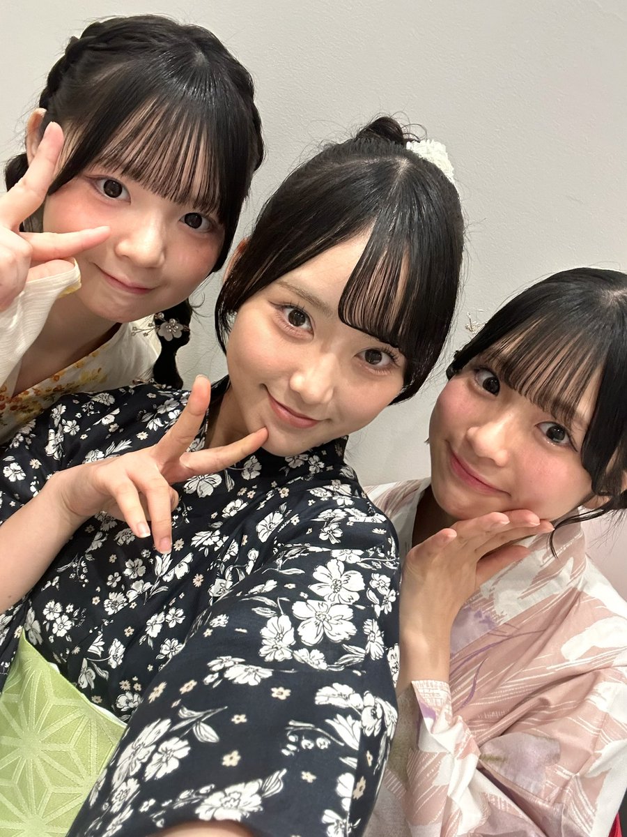 AKB48 丸山ひなた 直筆サイン入り チェキ AKB48 丸山ひなた 直筆サイン