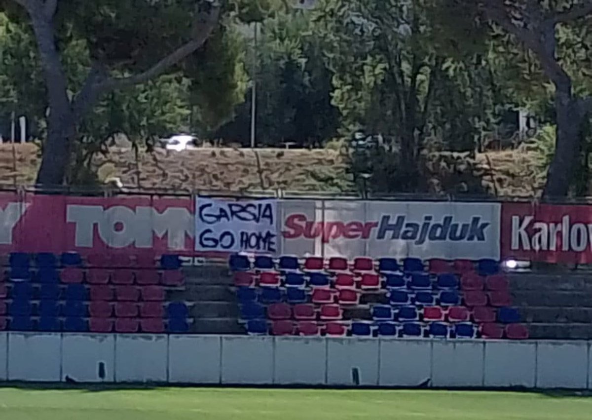 CroatiaFooty's tweet photo. "Garcia go home" message has appeared at Hajduk Split's training ground today.

📸 Dalmacija Danas https://t.co/RNAlGyKq0I