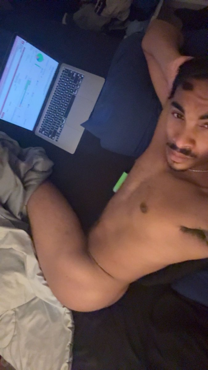 anonymouschad_'s tweet photo. #gay #ass #lightskin #black #bottom #bait #college #horny #verbal https://t.co/vEfDFP9JI5