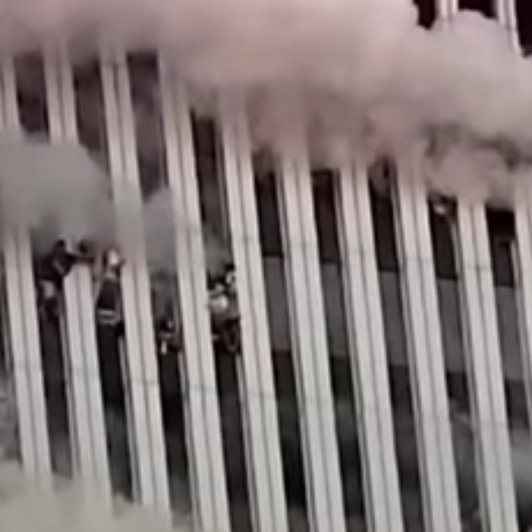 Daytobehappy's tweet photo. People trapped above the impact zone in the North Tower on 9/11 who either went down with the tower or jumped to their deaths to get away from the inferno. New York City may have forgotten 9/11 but we never will! https://t.co/ScUFR7oJSb