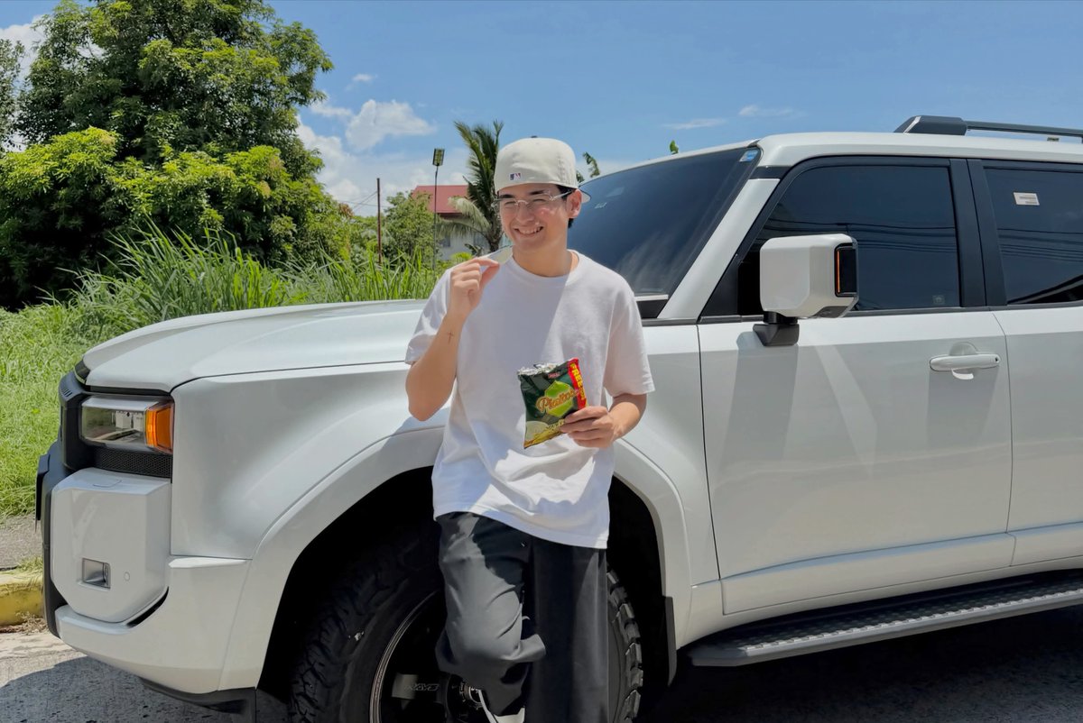 WillAdmirersOFC's tweet photo. 260804 [FB & IG Update]

Featuring Piattos and Mommy Mindy 💕

"MORE chips, MORE sarap with Piattos Sour Cream & Onion dahil may FREE MORE CHIPS PACK na!
 
What are you waiting for? Have MORE of #MyOneAndOnlyPiattos" 

Check the full reel here:
[FB] https://t.co/6JcJzVVTkK
[IG] https://t.co/95OO7No38s

#WillAshley