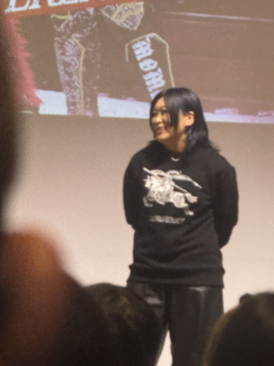 WAKA_7253's tweet photo. 2回目の投稿

サイン会行きましたよー✌️

ナツコさんと琉悪夏さんの
写真がないのは前の席に阿部寛さんほどの
大柄な方がいらっしゃったので..😅

BMI2000が天の声になる席とってた笑🤣

それでも本当に幸せな時間でした✨

#刀羅ナツコ #渡辺桃 #小波 #吏南 #上谷沙弥 https://t.co/lh1JexjP7y