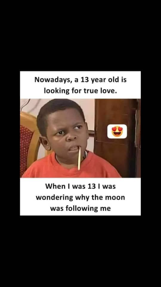 thelolia's tweet photo. I dey wear pant dey waka a whole town aje 😹 https://t.co/6PnRdRaFHG
