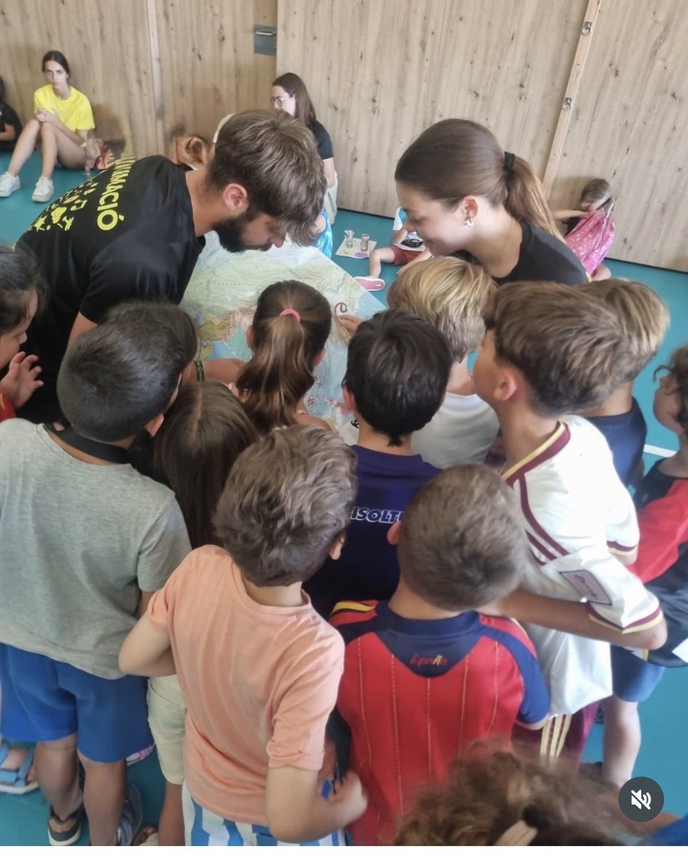 AFoios's tweet photo. 🎒☀️ #Foios tanca l’escola d’estiu 2026 amb èxit i afavoreix la conciliació familiar durant el mes de juliol
🏴‍☠️ L'aventura pirata arriba a la seua fi... però els records quedaran per sempre! 🧡
🧐 Llig la notícia completa ací: https://t.co/9RZuhoy7uL https://t.co/XmMO3214Zu