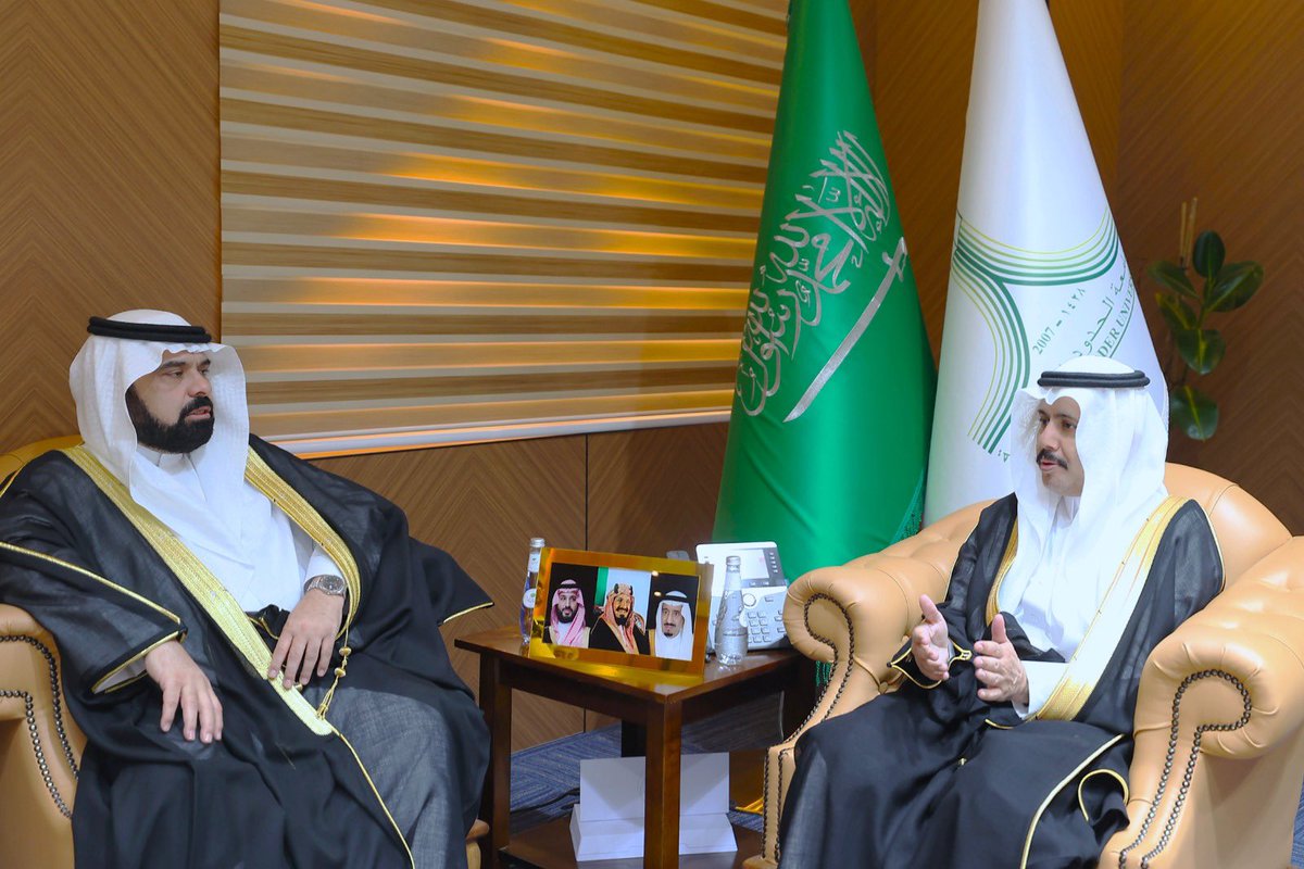 NBU_KSA's tweet photo. استقبل رئيس #جامعة_الحدود_الشمالية أ.د.أحمد بن علي الرميح، في مكتبه، نائب رئيس جمعية عمارة المساجد د. خالد بن حماد اللزام، والوفد المرافق له، حيث جرى خلال اللقاء بحث سبل التعاون بين الجهتين في المجالات ذات الاهتمام المشترك، بما يسهم في تعزيز المبادرات المجتمعية وخدمة بيوت الله، وتحقيق الأهداف التنموية.
