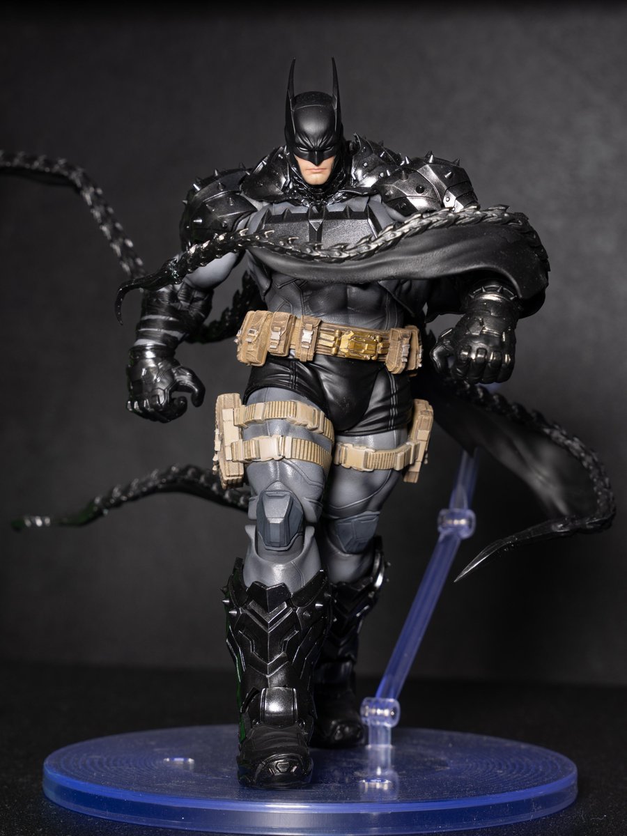 BatNAlley's tweet photo. De nouveaux clichés pour la figurine 1/12 ABSOLUTE BATMAN par InArt en provenance de la ChinaJoy !

Via https://t.co/KtwHRzceMT https://t.co/0JByVPOXF8