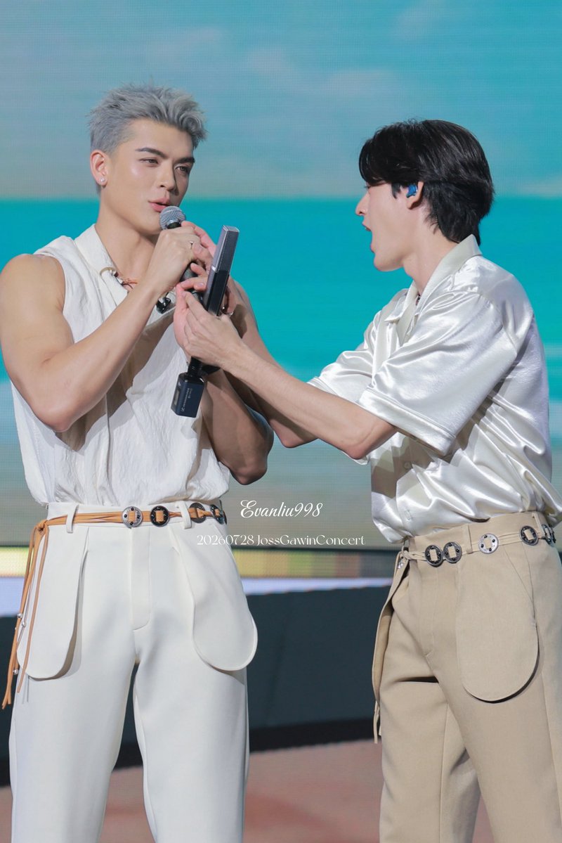 Evanliu998's tweet photo. 20260728 
🤝🤝🤝

#JossGawinConcert #GawinCaskey 
#JossWayar #JOSSGAWIN #guinzly https://t.co/36UGCFlmRb