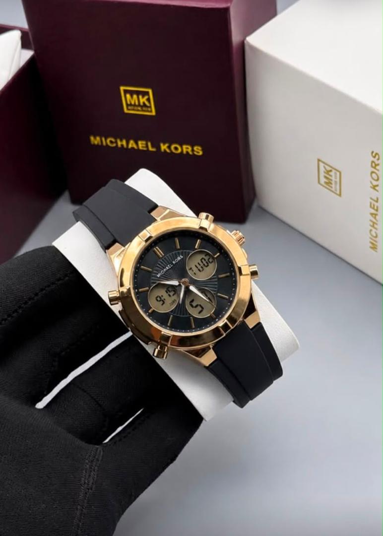 SophyDarlington's tweet photo. Michael Kors Rubber (Digital and Analog) Comes with box π¦ Price :25,000 Naira
Location: Lagos Nationwide delivery
What'sapp link on bio
#Lagosvendor #Fashionwatch #Wristwatch #wristwatchformen #Michaelkors https://t.co/ZGQQKOXPvZ