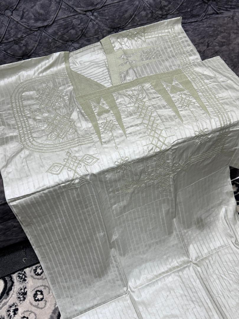 a2_bams's tweet photo. Bams Couture
Latest Stock Available
Category: Readymade
Bubban Riga (Aska)
Price: N85,000
Call/Chat: +2347037449341
Location: Zaria
Delivery: Nationwide 

DM for more samples! https://t.co/GAnISgUd85