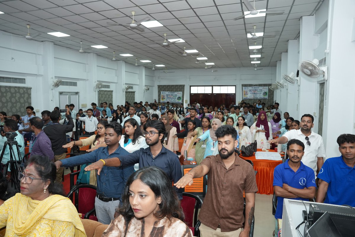 TGCE_PORTBLAIR's tweet photo. The event concluded with all participants taking the NMBA Pledge, strengthening their resolve to say No to Drugs and contribute towards a healthier and stronger India. 🇮🇳💪 #NashaMuktBharat #ViksitBharat #MYBharat https://t.co/asPoRKgYEj