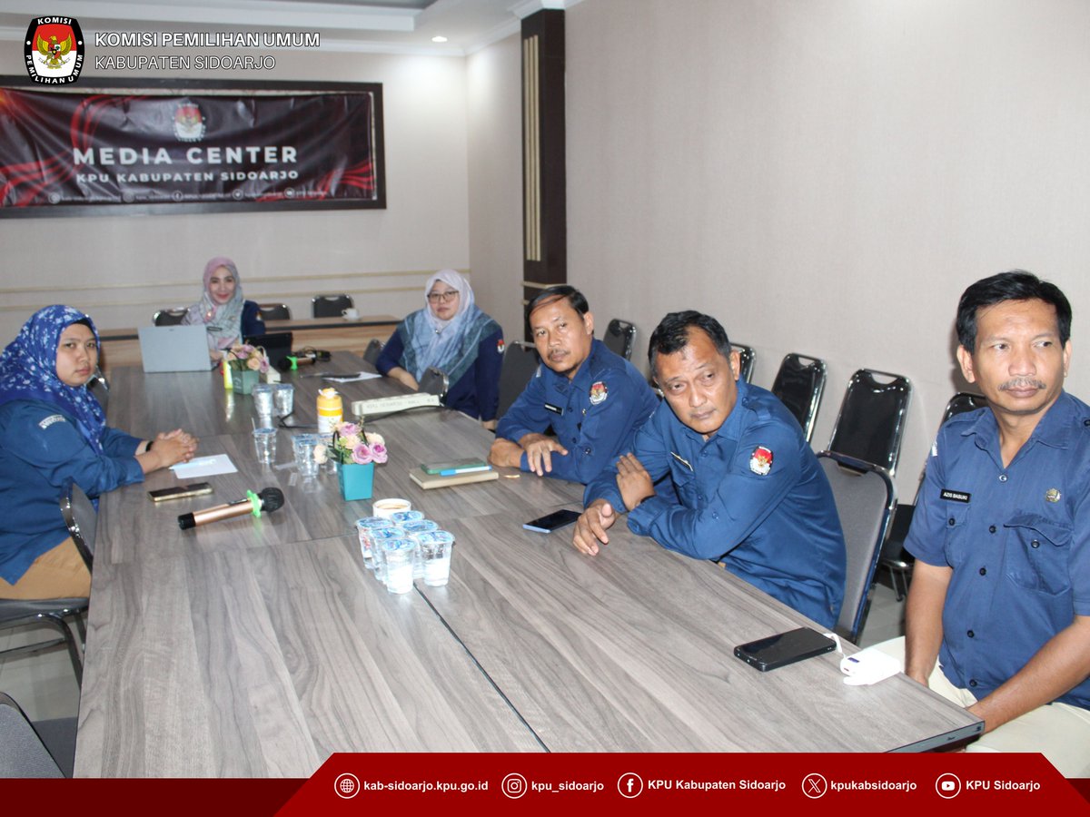 kpukabsidoarjo's tweet photo. Halo #TemanPemilih π
Menutup rangkaian #SelasaCeria, Komisi Pemilihan Umum (KPU) Kabupaten Sidoarjo mengikuti Rapat Sosialisasi Peraturan Menteri Keuangan (PMK) Nomor 41 Tahun 2026 yang diselenggarakan oleh KPU Republik Indonesia secara daring pada Selasa, 4 Agustus 2026. https://t.co/6vUkji7aZz