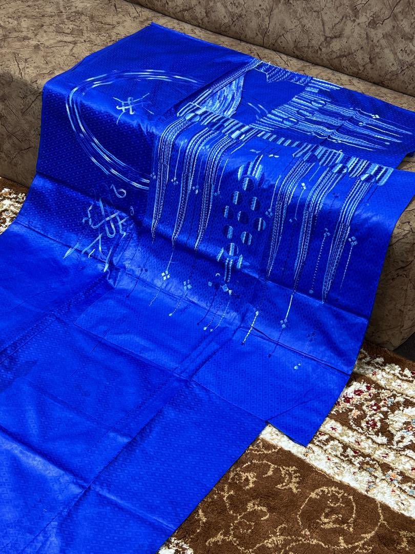 a2_bams's tweet photo. Bams Couture
Latest Stock Available
Category: Readymade
Bubban Riga (Aska)
Price: N85,000
Call/Chat: +2347037449341
Location: Zaria
Delivery: Nationwide

DM for more samples! https://t.co/qr4WrUcPMj