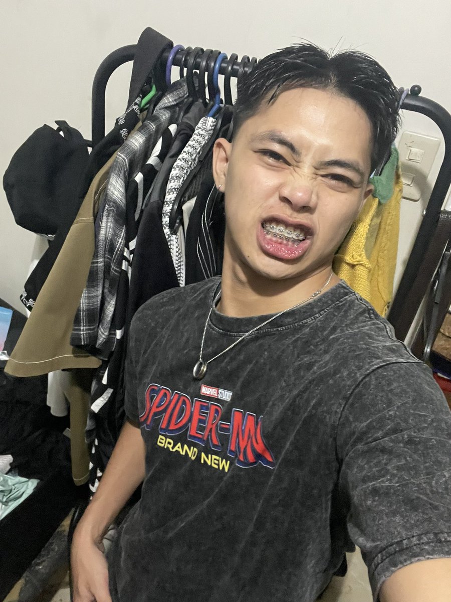 CyronFlor's tweet photo. 😬 https://t.co/XaG63qZ0mQ