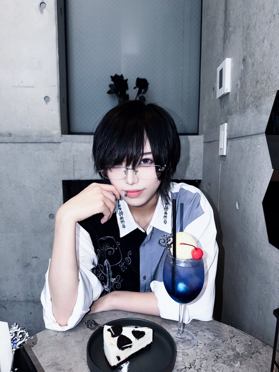 diavel_ao's tweet photo. 君が笑える理由なら 僕が見つけてきてあげる https://t.co/15ZfraKhC8