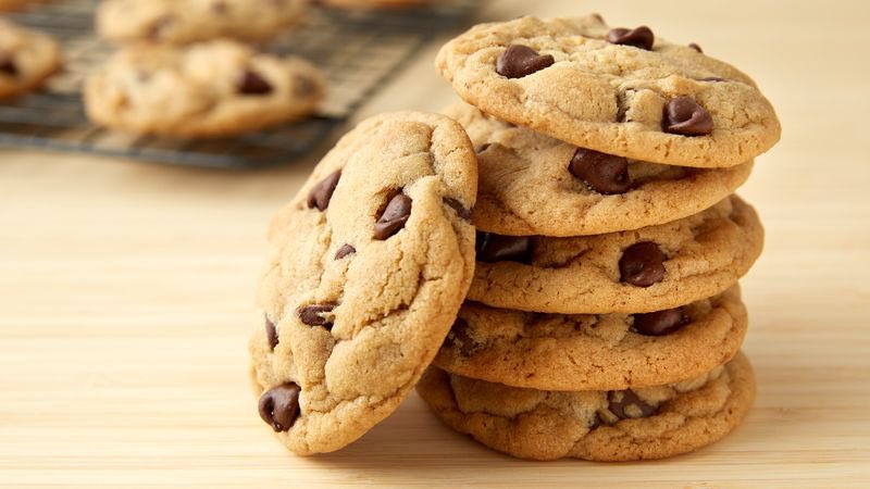 CorinnePulitzer's tweet photo. Today #CookieLovers are celebrating THE No.1 fave, heat up the ovenโฆitโs #NationalChoclateChipCookieDay & if u r in #NYC, @ButterfieldNYC & @TatesBakeShop r giving away 1,000 FREE Fro-Yo & a cookie from 11-5! @NationalDayCal @HeyWhatDay @DiningGuide2Day @NestleUSA @levainbakery https://t.co/gnbYCQnU0X