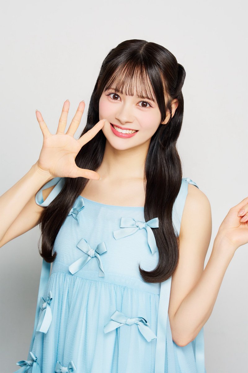 momoka_ito1206's tweet photo. LIVEのときに頼りになるオルビス ザ クレンジング オイル💛

アイドルメイクでもちゃんと落ちるのに、洗ったあとお肌がつっぱりにくい設計なのです！

落とす×うるおいキープが両立してるの、ほんとありがたい😌🍑
【PR】オルビス https://t.co/QWKhzsX5vD