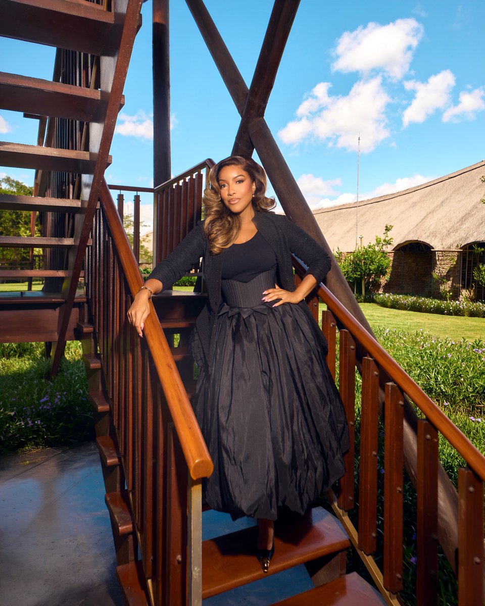 Joselyn_Dumas's tweet photo. Your luxury riverside escape @TheRoyalSenchi 

#duabaserwa https://t.co/RzWIvY3ch7