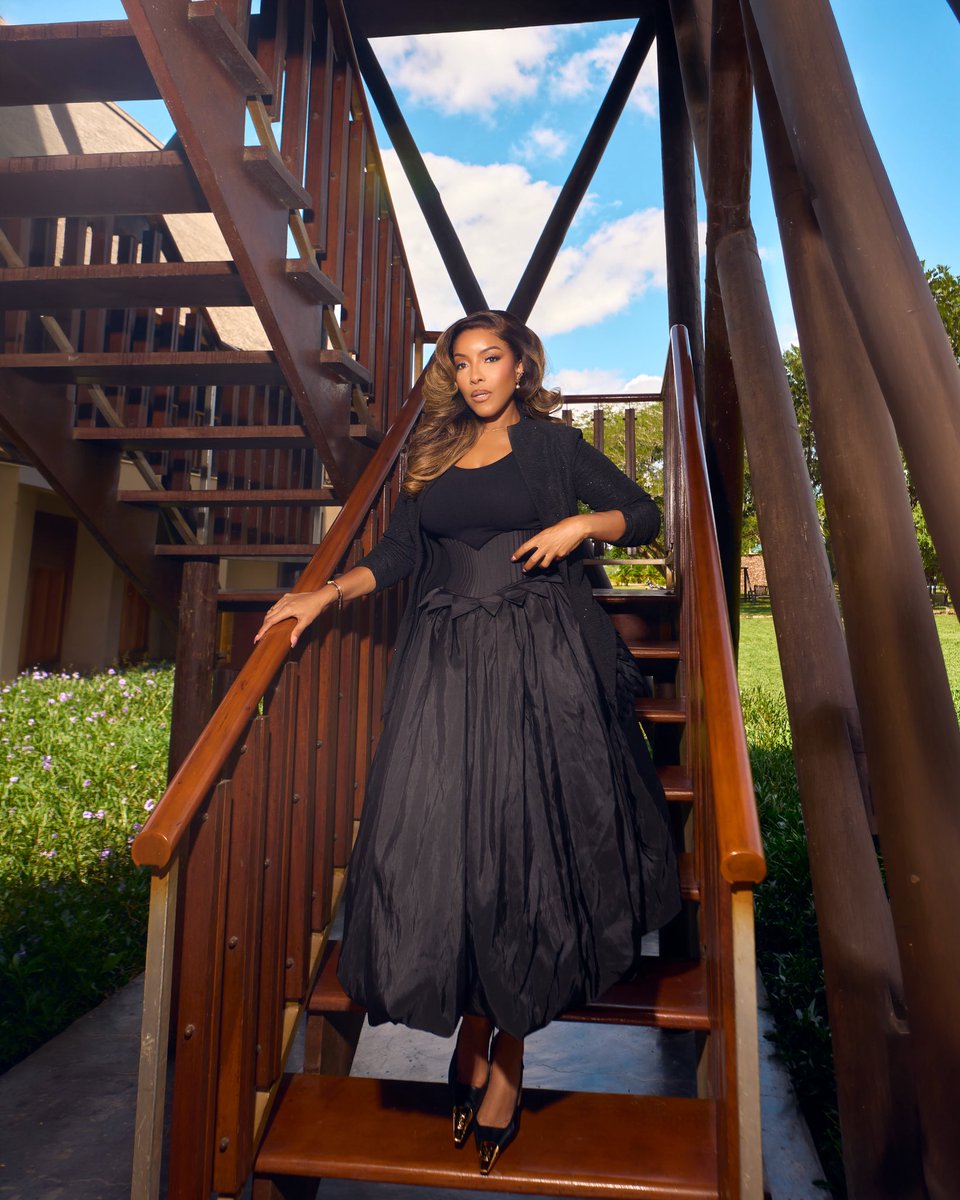 Joselyn_Dumas's tweet photo. Your luxury riverside escape @TheRoyalSenchi 

#duabaserwa https://t.co/RzWIvY3ch7