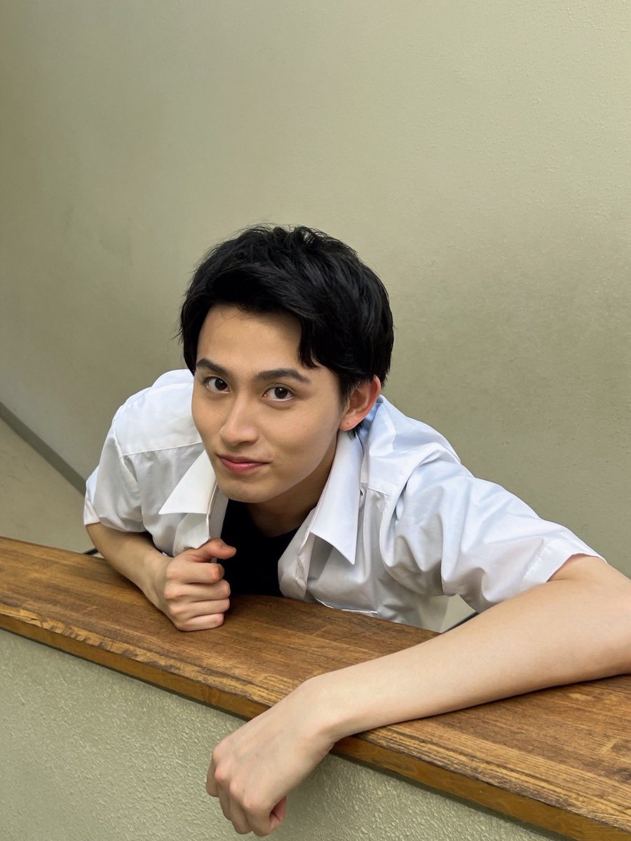 yukihayama1027's tweet photo. #陽キャ集団にいる芹沢は俺の前だと様子がおかしい 

放送開始まで1週間切った👏🏻

8月10日(月) 25時29分〜 放送開始です
お楽しみに🥋

そろそろみんなとのオフショも載せよ📸

#陽キャ集団 https://t.co/glvqrdqyuG