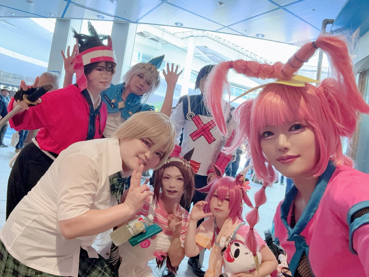mimura3636_cos's tweet photo. コスサミ2日目のツーショたち
みなさんお疲れ様でした✨
※ご本人のみ保存OKです！！

@gifuTANAKA @hot70201 @alt1600tale @oral238 @yantsukechune @mocochin1110 @DMC_CS2A @naoto_kiyuu @karuma3242 https://t.co/Im11snFTdM