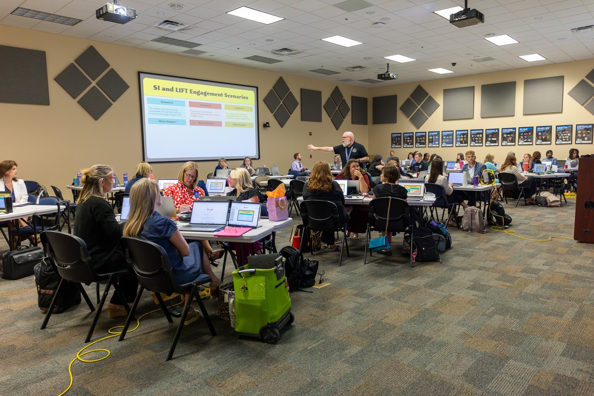 Region7ESC's tweet photo. π LIFT Coaches recently came together to learn, collaborate, and prepare to support 36 school districts across the region.
Together, they strengthened their coaching skills to better support educators and student success. β
#Region7ESC #LIFT #InstructionalLeadership https://t.co/g9BP4Nhvmx