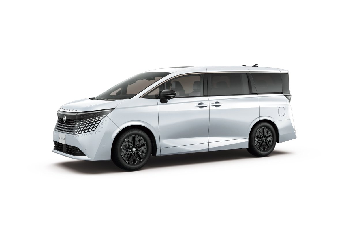 CarFlowJP's tweet photo. 日産自動車の新型「エルグランド（ELGRAND）」の累計受注台数が8千台に達したことが話題ですね。

トヨタ自動車の現行「アルファード（ALPHARD）」「ヴェルファイア（VELLFIRE）」が発売から1ヶ月余りで10万台規模の合計受注台数を獲得
↓続

#トヨタ自動車 #トヨタ #TOYOTA
#日産自動車 #日産 #NISSAN https://t.co/bwO7ZpFQB8