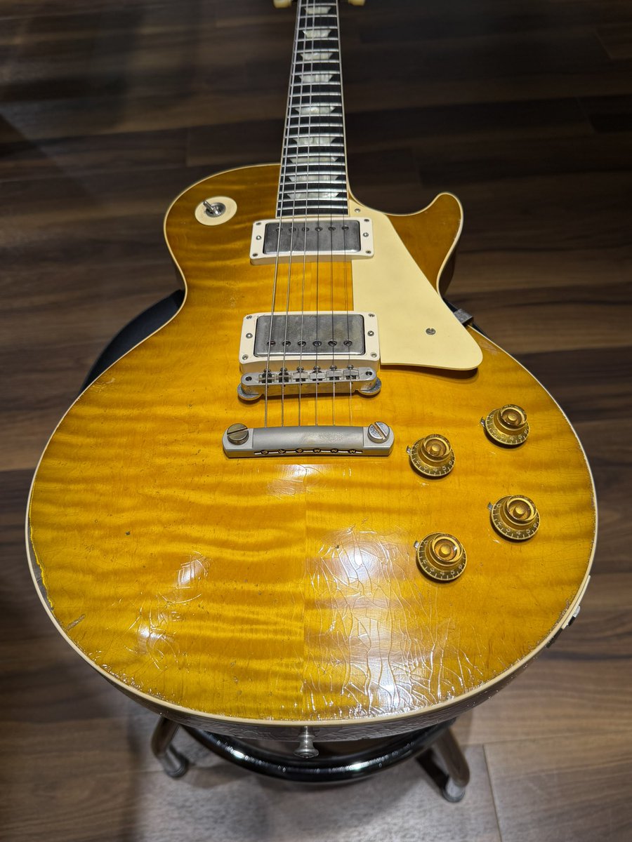 hir_o_system's tweet photo. フォロー・いいねをありがとうございす😊
Beautiful Wide Flame Top and Indian Rosewood board
#Gibson #LesPaul #MurphyLab #CustomShop #vintageguitar https://t.co/2H2Bxewoad