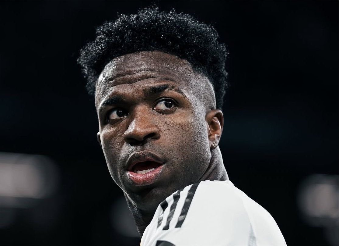 DTalkingArsenal's tweet photo. 🚨@ESPNBrasil (via @arsenalbarclays):

Vinicius Jr’s camp views this next contract as the biggest and last major contract of his career, given that he is 26 years old, and believes this is the right time to MAXIMIZE his earnings. 👀🇧🇷🤑 #AFC #RMFC https://t.co/CCsbCOHQSy