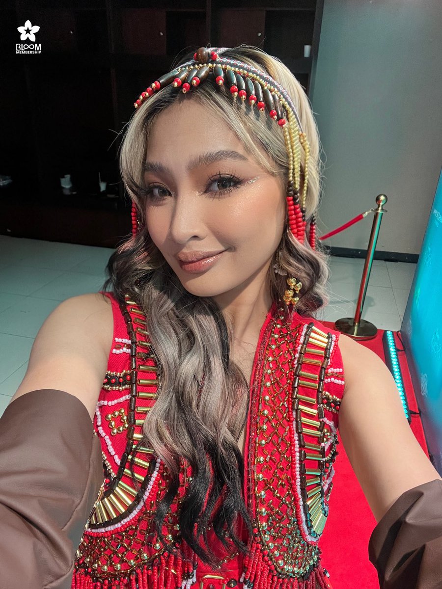 ZingMT's tweet photo. Sana alam ni Colet na ang ganda ganda niya https://t.co/JGnG1iRJVz