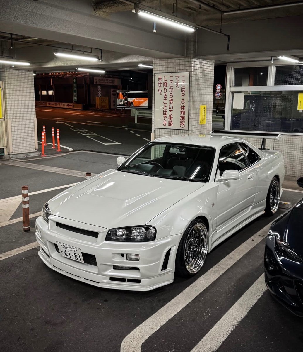 kingsofjdm's tweet photo. R34 Life 🤍🎌 https://t.co/N0AjynwOIl