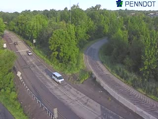 tmabucks's tweet photo. Commuter reminder you can always view photos & videos of current I-295/I-95 traffic conditions at https://t.co/Xa63lXNzuN before hitting the road!
#95Revive | @511PAPhilly https://t.co/WkkMhGhPqA