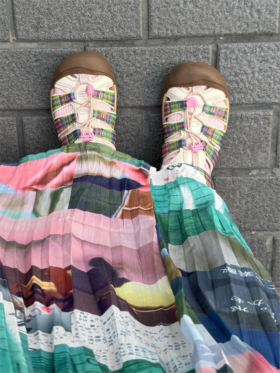 nogoodwithcat's tweet photo. https://t.co/WaUGSejYms