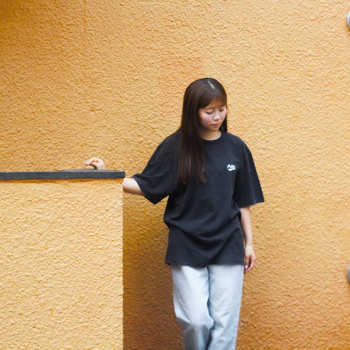 charider_info's tweet photo. スカーフロゴ　フェードウォッシュTシャツ

https://t.co/qPolX6zUcQ https://t.co/XxWWjs0QZX