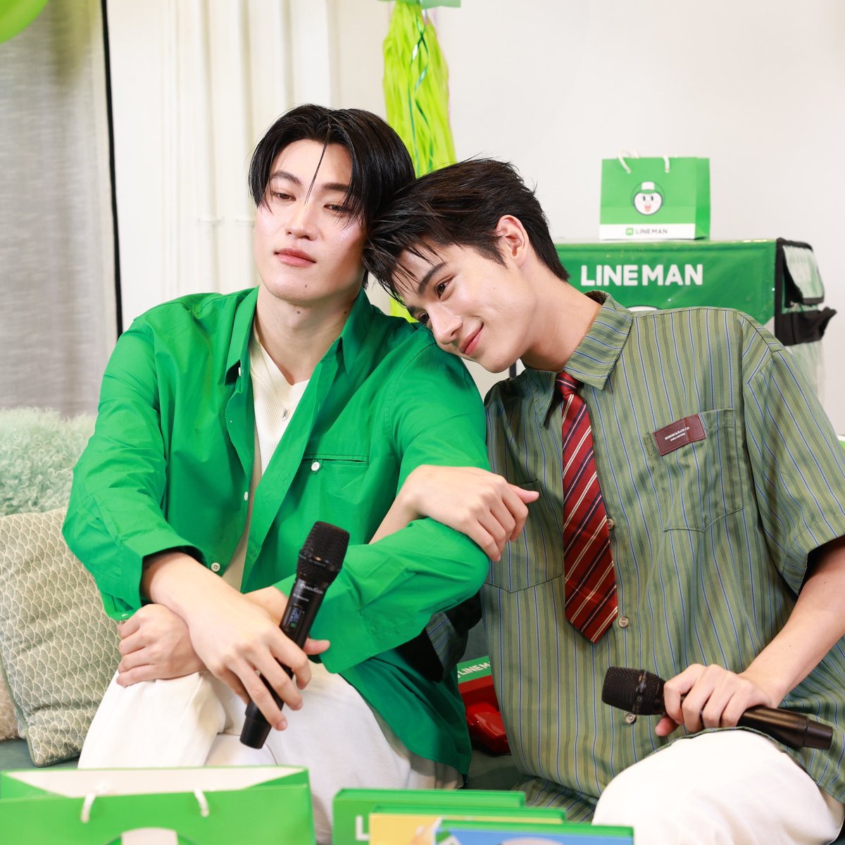 LINEMAN_TH's tweet photo. ม๊ามี๊ดูไหวนะค้าบ 😚

📲 https://t.co/wexZRvjVQ1

LINE MAN LIVE X INN ONGSA
#LINEMANถูกสุดทุกวันxอินองศา
#LINEMANถูกสุดทุกวัน
#LINEMANWongnaiUsersChoice

*เงื่อนไขเป็นไปตามที่ LINE MAN กำหนด ตามข้อกำหนดที่ได้มีการเผยแพร่ตามช่องทางเว็บไซต์ https://t.co/jyA7WfdAv6 https://t.co/in6u7EALrn