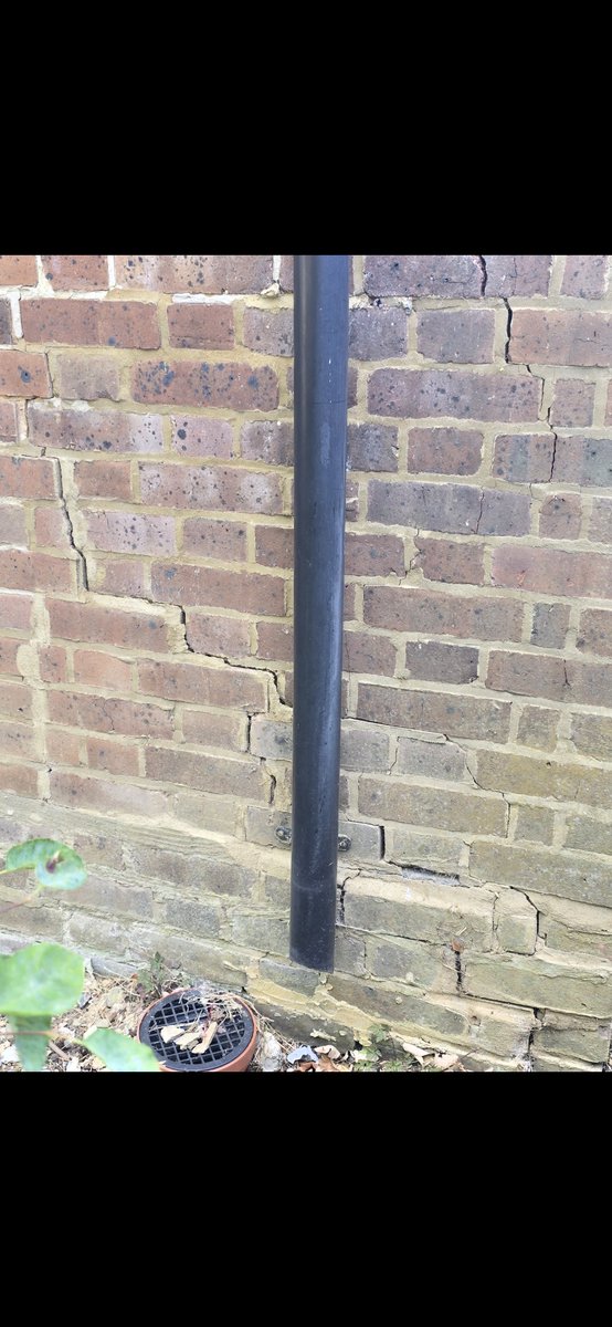 nahid1saif's tweet photo. 🚨 STRUCTURAL DANGER IN HILLINGDON 🚨
​Heavy site lorries &amp; demolition by @BuglerGroup are actively shearing brickwork down to the foundation! 
​Our homes are cracking. We need an Emergency Stop-Work Order NOW!
​Ref: COM005339
​@Hillingdon @stevetuckwell @JBianco1 @HousingOmbuds https://t.co/AVvHBrmzbp