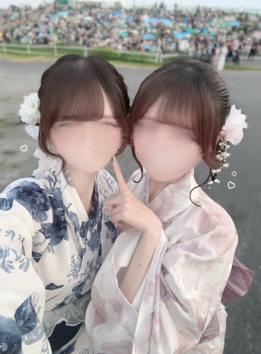 ku0x0mo's tweet photo. 浴衣で花火大会(ᐢ꜆ .  ̫ .♡.  ̫ . ᐢ)🎆✺⋆.* https://t.co/XW1MZz29zL