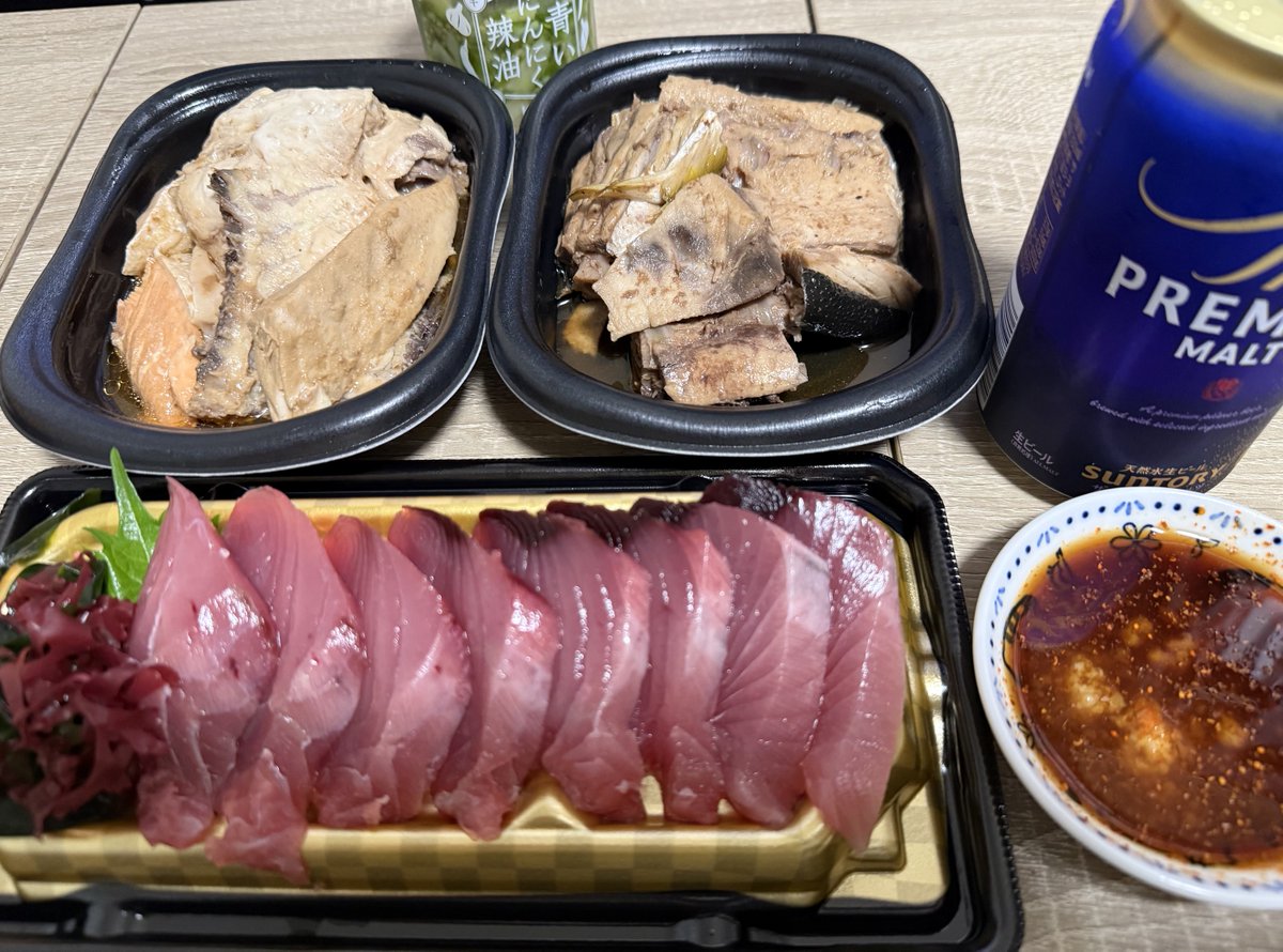 OAT64729870's tweet photo. 今日もおつかれさまでした🍻お魚たっぷり晩酌スタート🐟😋 https://t.co/6ELz5ioSl4
