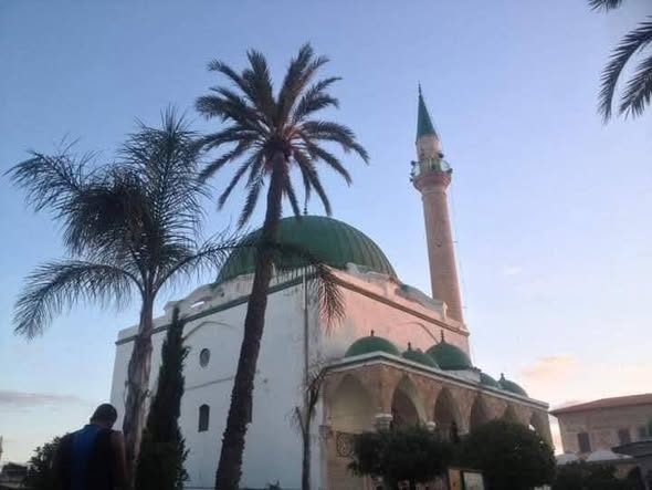 RaheqAzam's tweet photo. مسجد الجزار فى عكا االمحتلة
مساجد الإسلام فى #فلسطين ❤️🇵🇸 https://t.co/oQAvo2RF9V