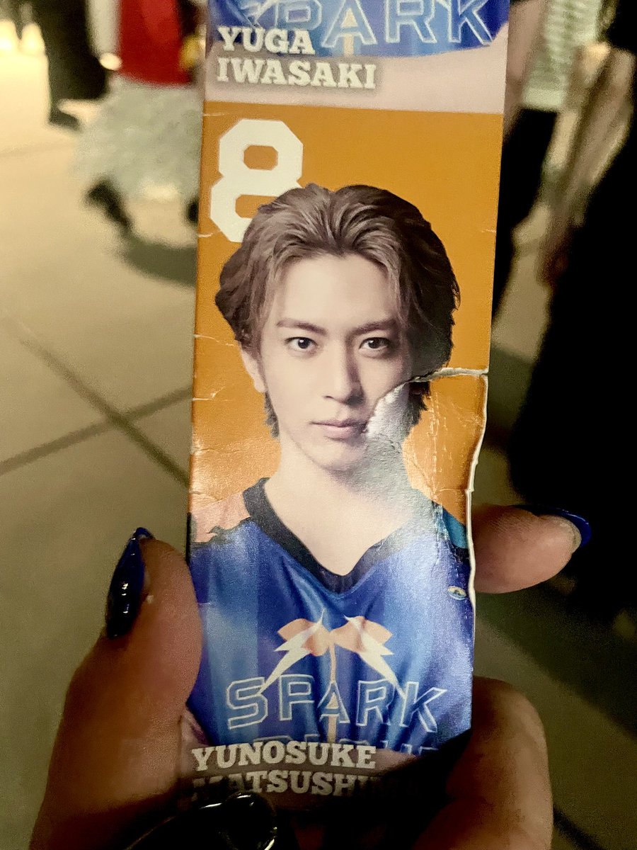 Shiro_ars_at's tweet photo. 本当に楽しかったし、めちゃくちゃ応援した‼︎

ありがとうTOYOTAアリーナ東京
ありがとうSS
ありがとうDC
ありがとうくるむ君

応援に力入り過ぎてハリセンのゆうのすが破れてしまった…
ごめんゆうのす…
そしてありがとう https://t.co/l0wcJlJEbx