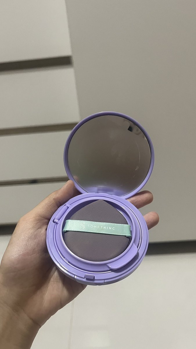 ncieyyy's tweet photo. want to sale | wts
— preloved somethinc coverblur pro filter breathable cushion (W01 - bijoux)

• baru 2x pakai (salah shade) 💔
• include box, sticker di cermin belum terbuka
• dom jogja
• bisa shopee/cod

💵 83k
pliss beliii

#zonauang #zonajajan #makeup #wtb https://t.co/Wpf4cuDO36