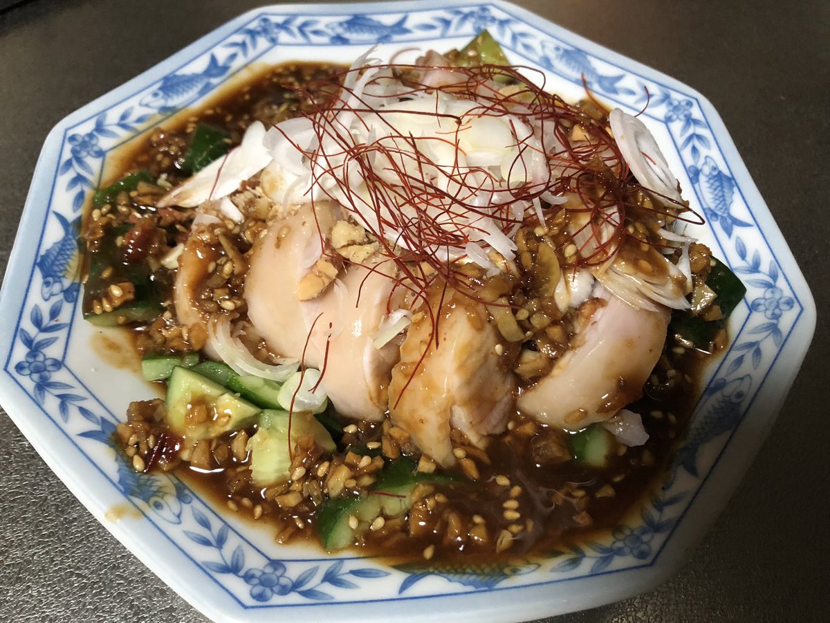 tukap5's tweet photo. ふくらはぎ痛くて引きこもりメニュー😮‍💨
【よだれ鶏】🤤🐓

個人的、超オキニなメニュー🥰

参考　
＃武島たけしの極み飯 https://t.co/mTUHy0tdE2