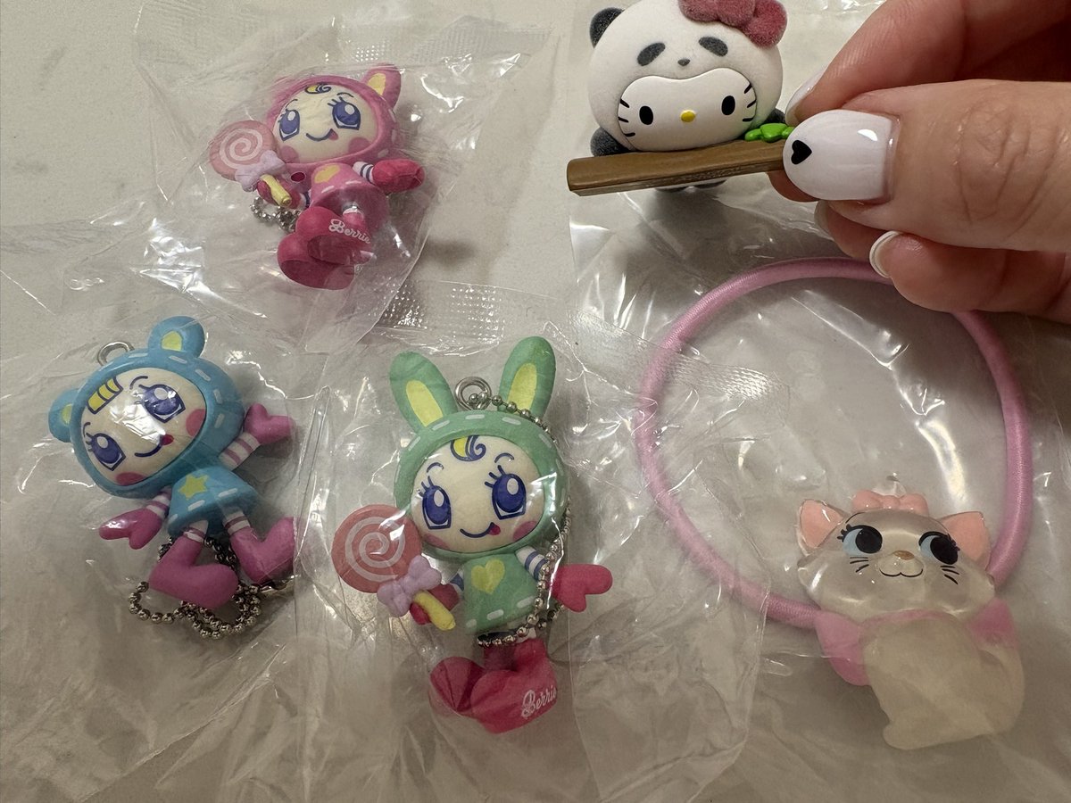 chaaaai2026's tweet photo. 最近の小さなあれこれ🛍️
近沢レースの新作もお気に入りすぎる🍋
ガチャも麻辣湯も再燃。 https://t.co/aXfgGGHqMw