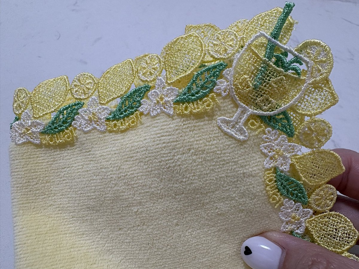 chaaaai2026's tweet photo. 最近の小さなあれこれ🛍️
近沢レースの新作もお気に入りすぎる🍋
ガチャも麻辣湯も再燃。 https://t.co/aXfgGGHqMw