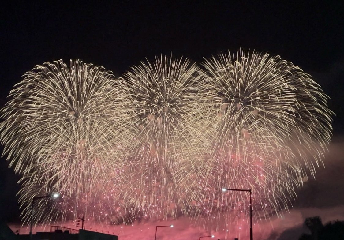 yori_rin's tweet photo. 昨日は花火みてきたまる🎆 https://t.co/b4qqKXrQ5J