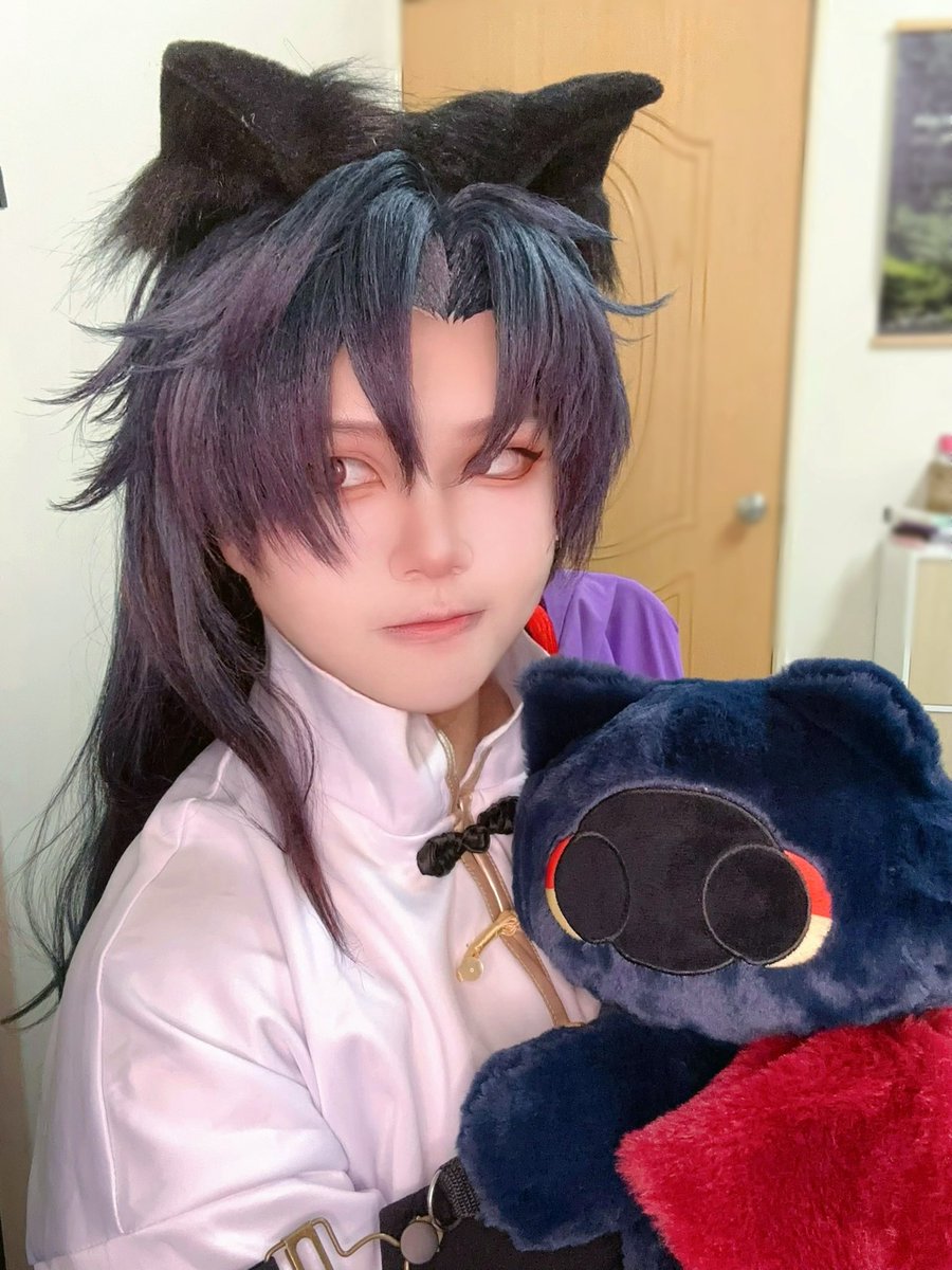 zy_19971013's tweet photo. 「我的…猫…才不胖…芝麻酥 别听他们乱说。」
-
试一下男子宿舍的刃，吊带短裤好文明 https://t.co/AUYo4BnoFu
