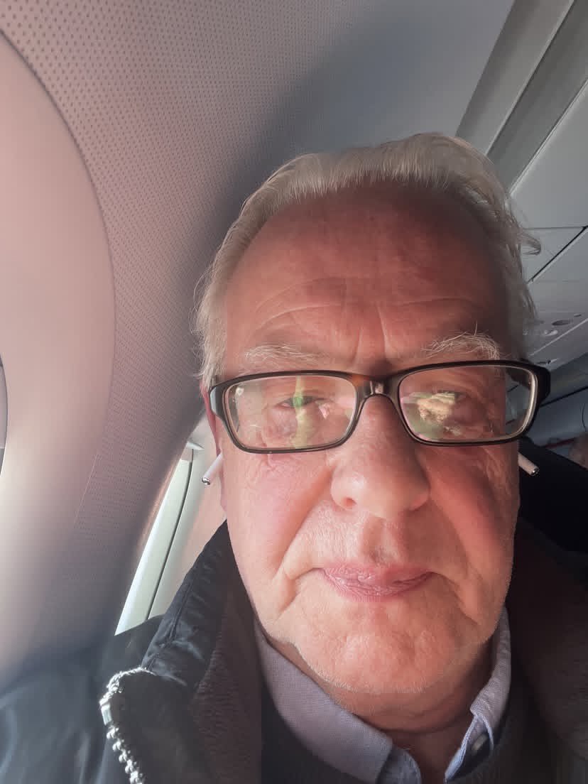ERICKSMITHcl's tweet photo. @MaryIngram62 Hello 👋 love making friends  , how about a follow back 🥰🥰🥰anyone please https://t.co/OPksN5MPZL