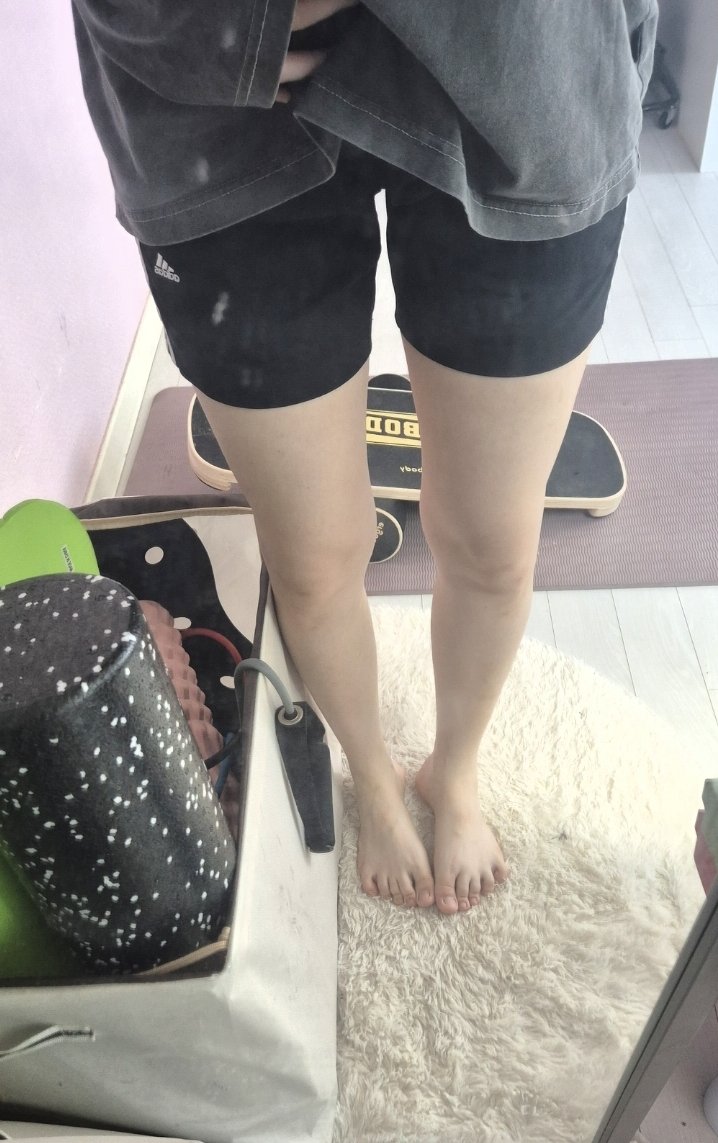 sjahah721's tweet photo. 다리 살 빠지는 과정 https://t.co/F9Oq52wyU7